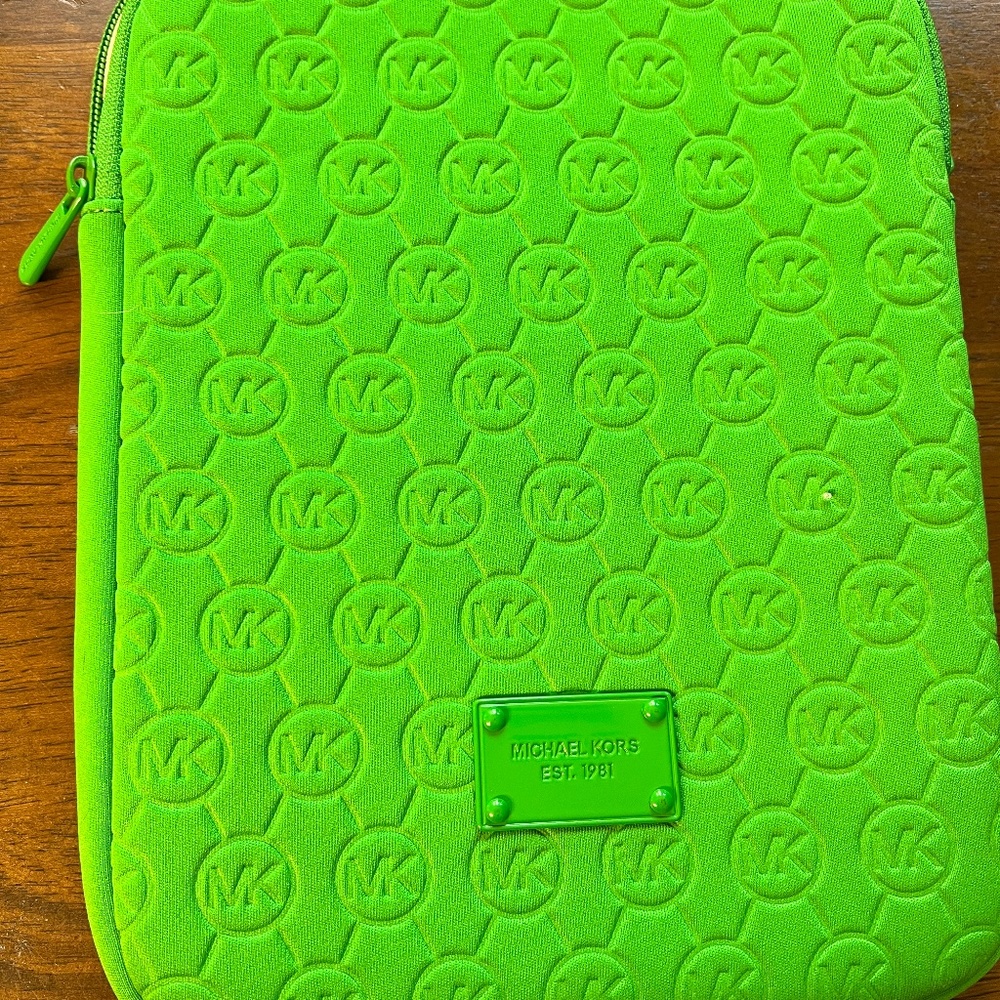 Michael kors iPad case